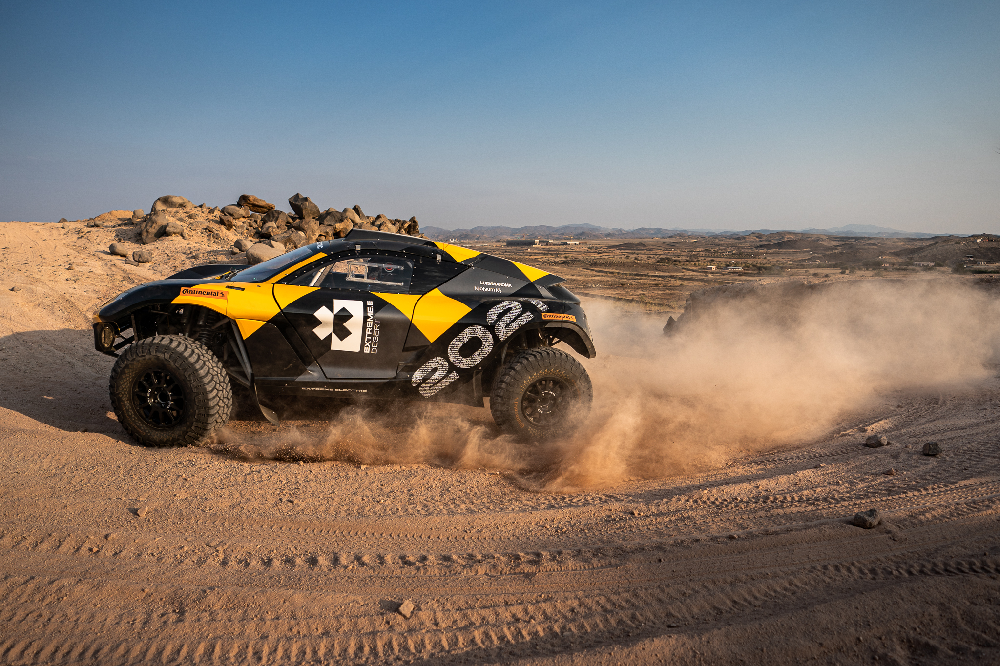 Only nine months to go: New “Extreme E” racing series is about to take ...