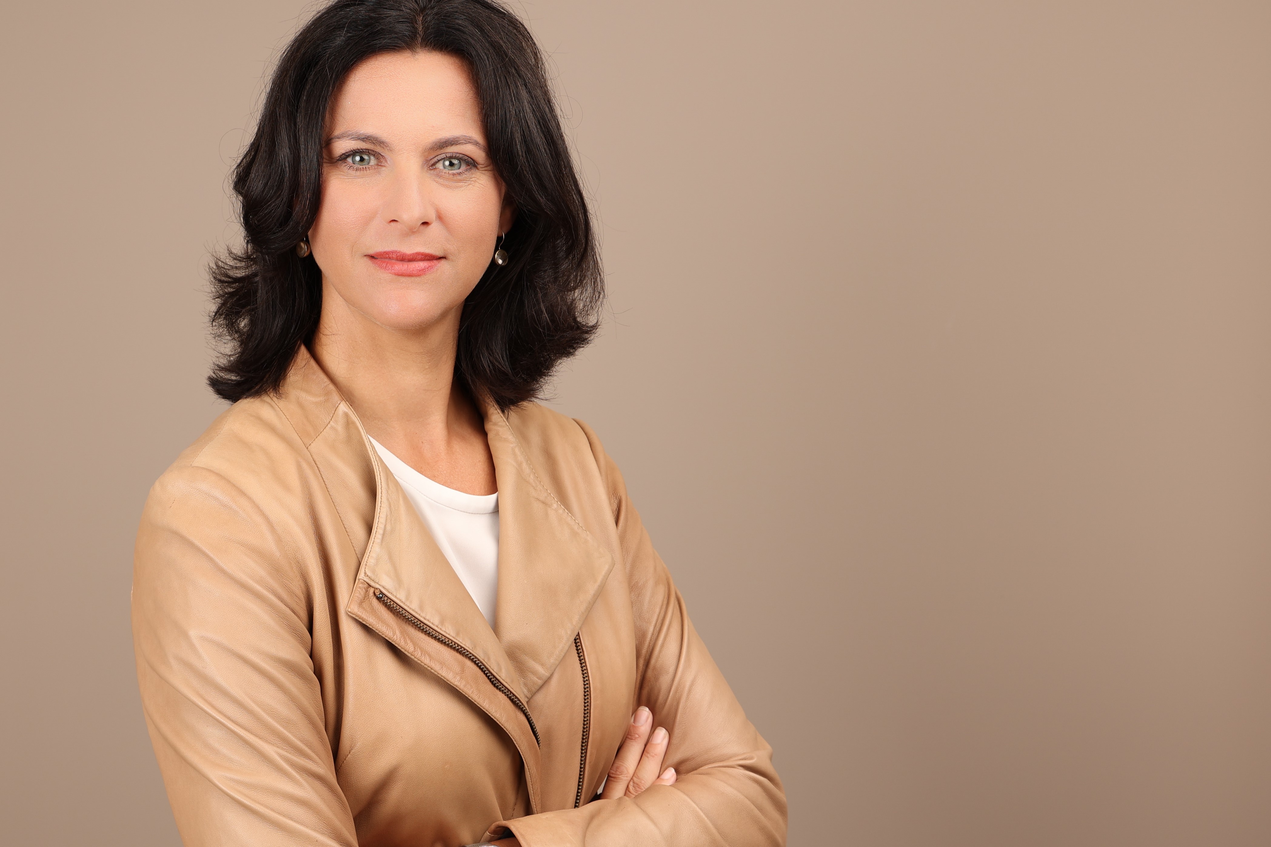 Birgit Hiller to Head Group Communications at Continental - Continental AG