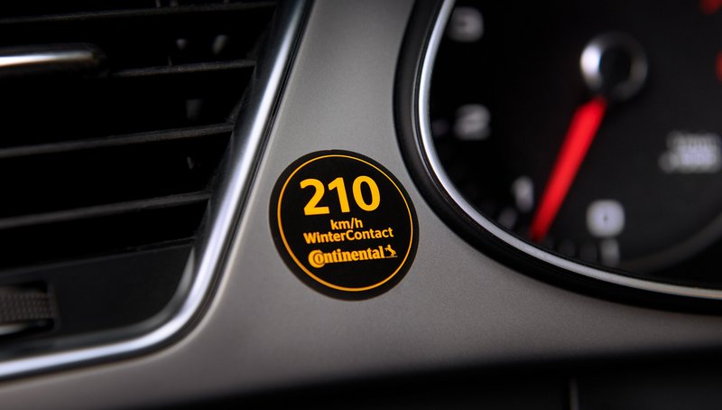 20181118_Geschwindigkeitsaufkleber Amaturenbrett