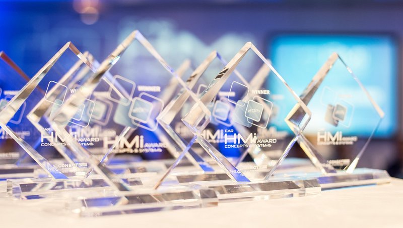 img_2015_07_23_hmi_award_en-data