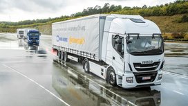 Etappenziel erreicht: Continental und Knorr-Bremse stellen Platooning-Demonstrator fertig