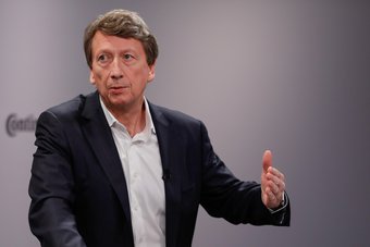 Wolfgang Schaefer (CFO)