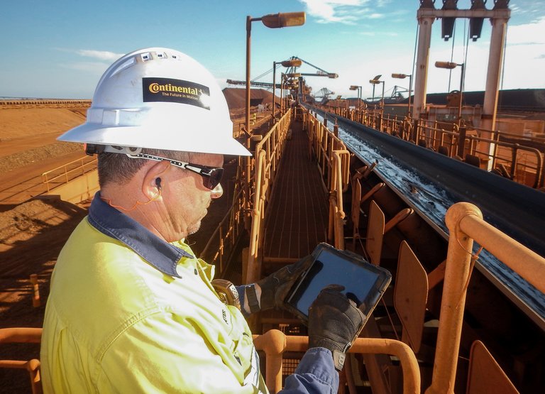 Continental_PR_Branding_Conveying_Solutions_01