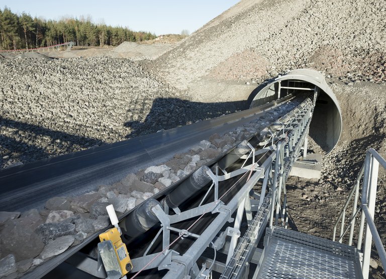 At Jehander’s quarry