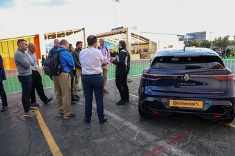 Continental Intelligent Vehicle Experience