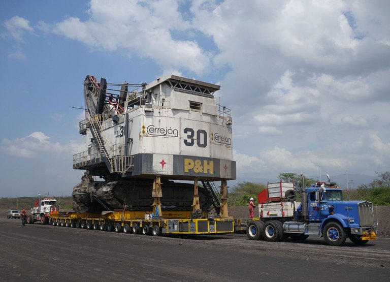 20180531 Oversize Loads Colombia Mining Monetjo 03