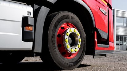Global logistics leader Den Hartogh benefits from low tire rolling resistance