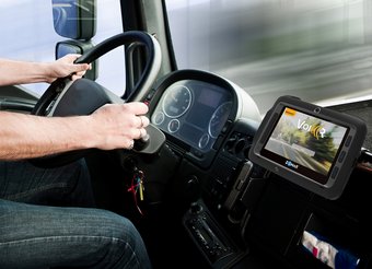 20170614 Ganzheitliche Fahrzeugvernetzung - VoicR Trucker