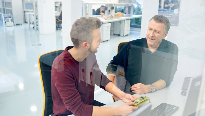 Headerbild: Fachinformatiker