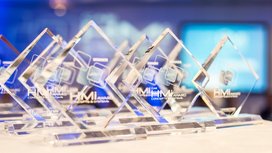 Fahrerablenkung minimieren: Driver Focus Fahrzeug von Continental erhält „CAR HMI Award 2015“