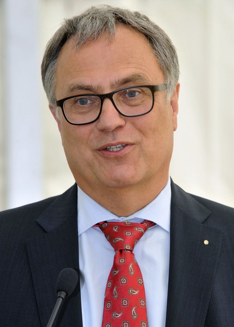 Dr. Hans-Hinrich Kruse