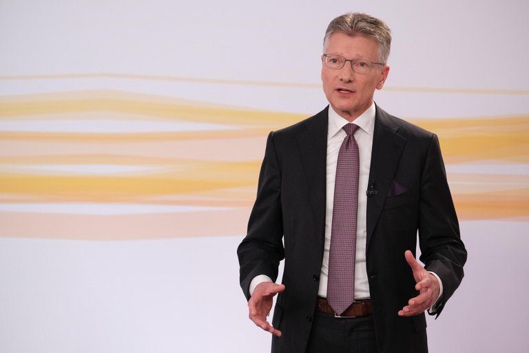 Dr. Elmar Degenhart | HV2020