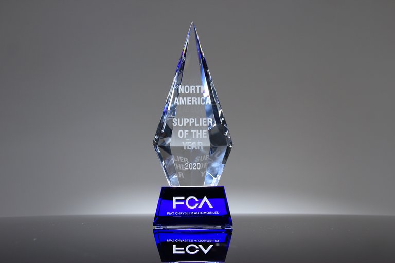 Continental_PP_FCA North America_Supplier of the Year_Trophy