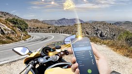 The Cell Phone Stays in Your Pocket: Continental Presents an Integrated Concept for Connected Services