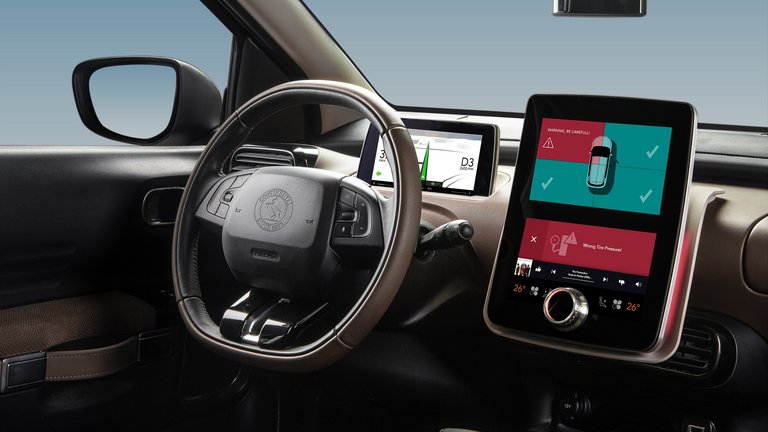 A high quality, spatialized sound from the roof module, offers human like vocalization with a dedicated driver audio layer.