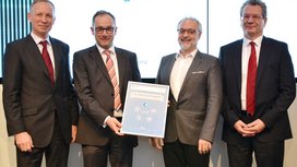 Award-Winning Connected Car Project: "Real-Time Communication via the LTE Mobile Network" Wins Best-Practice Competition