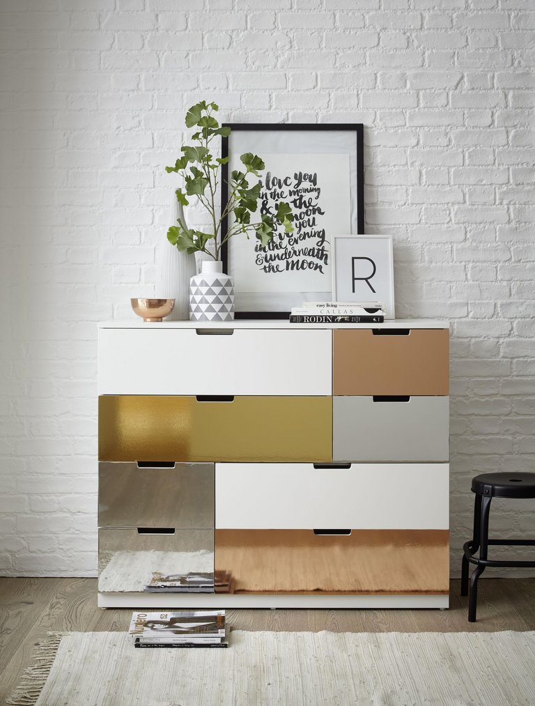 d-c-fix metallic designer film (award “Winner”)