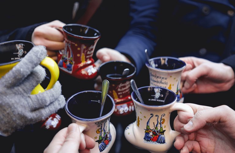 Mulled wine in ceramic mugs
