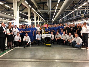 Jubilejní 400 000 000 pneumatika byla vybrána