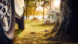 Vor Start in die Camper-Saison auf Reifen achten