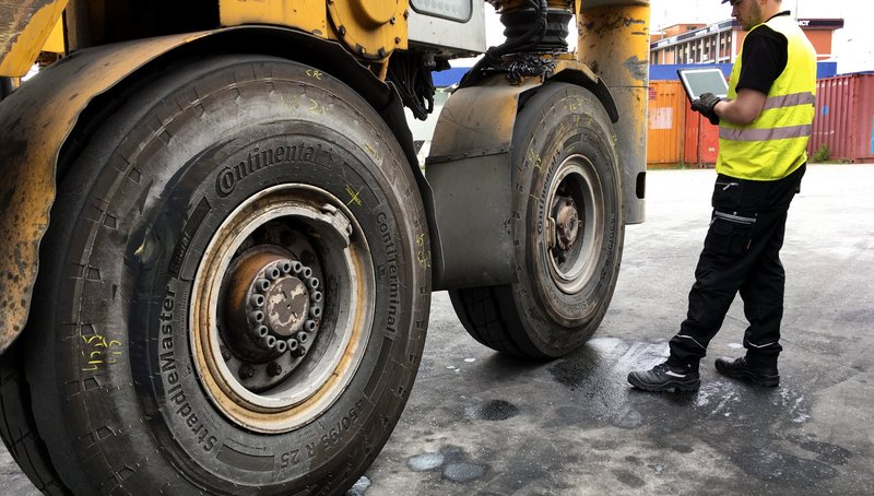 Continental_StraddleMaster Radial_application