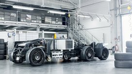 Driverless, Fully Electric, Vehicle Model-Independent – Continental Re-defines Tire Braking Tests