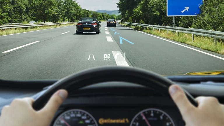 img_2015_10_14_elektrobit_reality_software1a_de-data