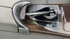 Daimler zeichnet Continental für Touchpad der neuen Mercedes-Benz C-Klasse aus
