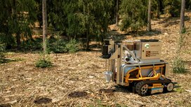 Continental und Land Life fördern Wiederaufforstung durch Saatroboter